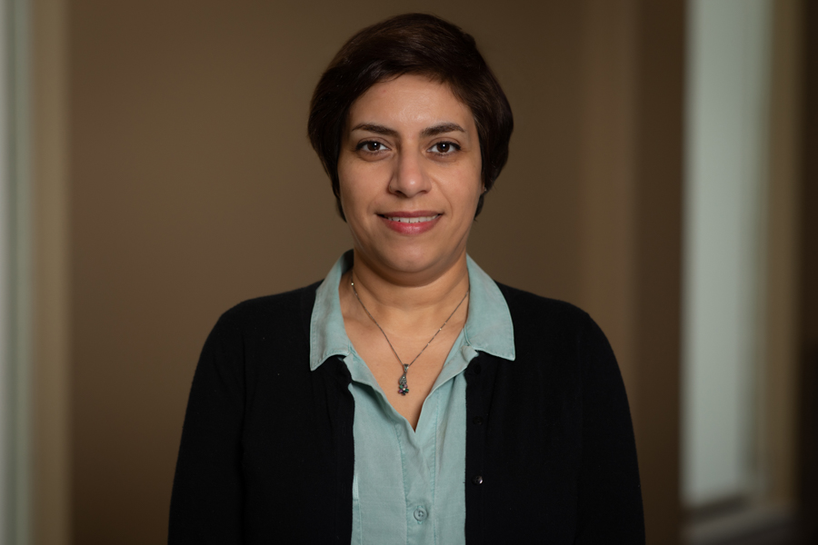 Farnaz Solatikia